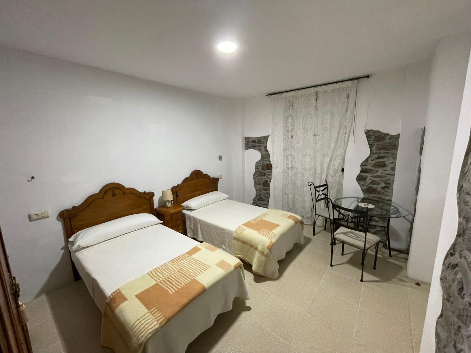 Hotel El Nuevo Semellon Aceptamos Mascotas Tineo Exterior foto